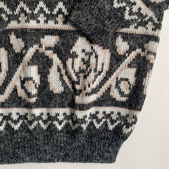 SOLD - Picture 4 of 8